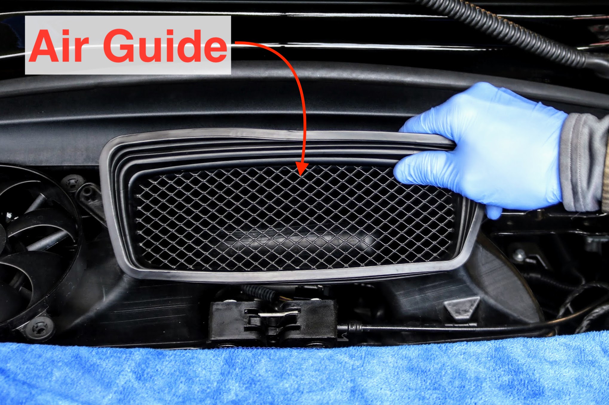 Porsche 911 (991.1) air guide removal