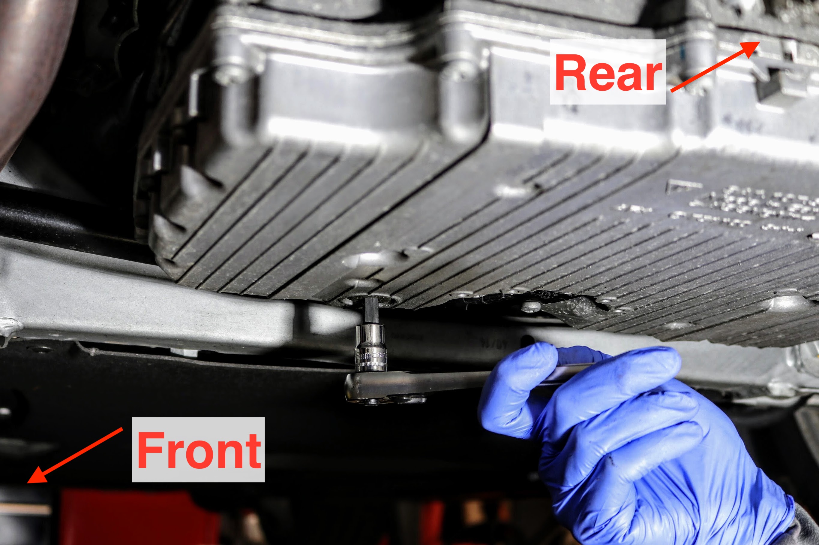 Porsche 911 (991.1) oil drain plug removal