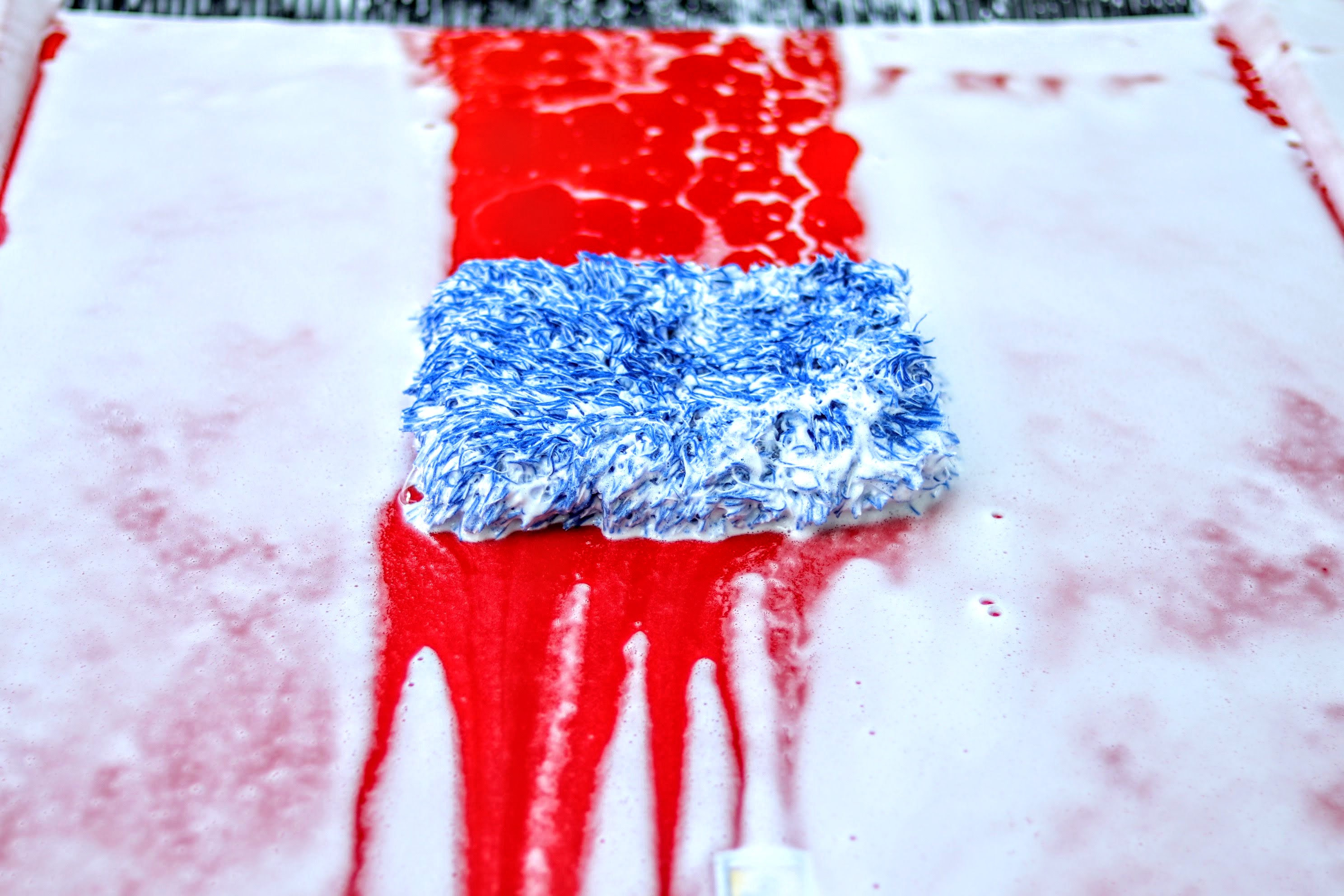 Ferrari Testarossa washing with the Microfiber Madness Wash Mitt