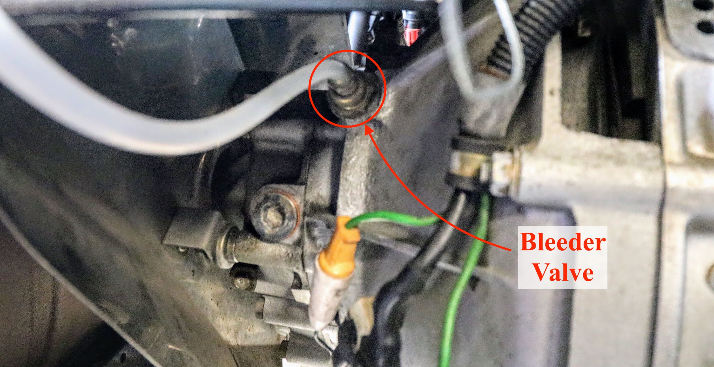 Ferrari Testarossa clutch fluid bleeder valve